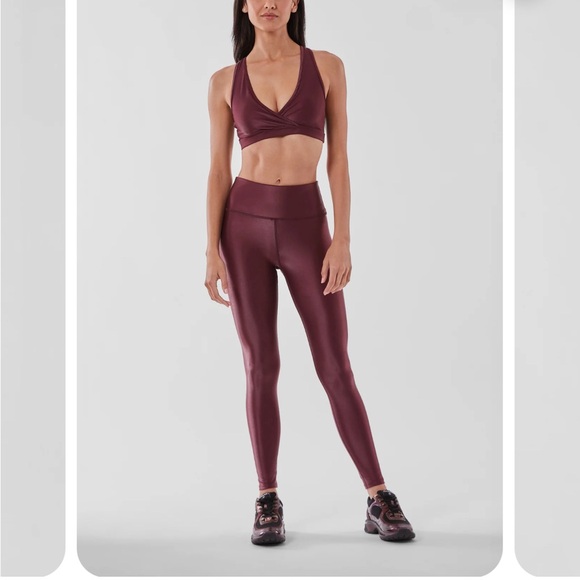 Noli Yoga Liquid Edge Bra Dark Cherry NWT - Picture 2 of 5